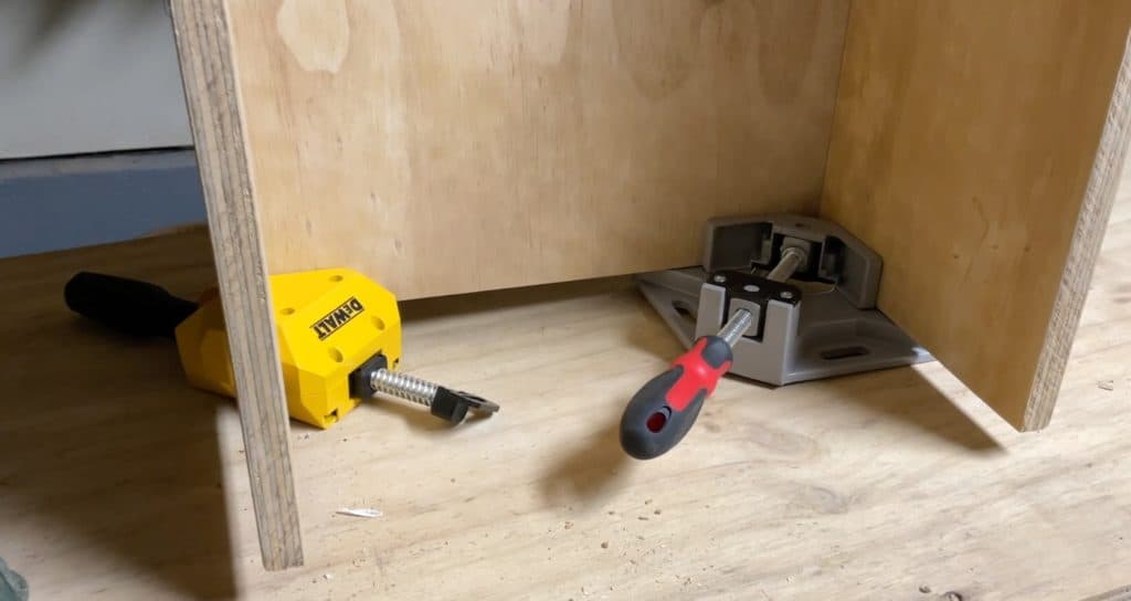 Right Angle Clamp Comparison: WeTols vs DeWalt